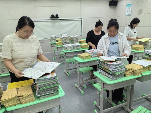 莲花街小学检查作业促教学瓦力棋牌游戏郑州高新区(图2)