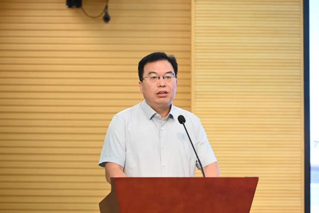 学院宝鸡高新医院揭牌瓦力娱乐棋牌西安医(图4) 学院宝鸡高新医院揭牌瓦力娱乐棋牌西安医(图4)